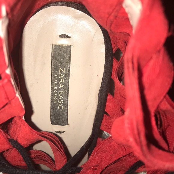 Orange/ Red Pump - Picture 4 of 4